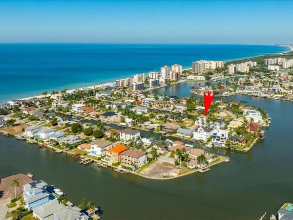 Conners At Vanderbilt Beach, 239 Channel Dr, Naples, Florida 34108, image 2
