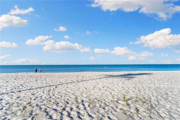 Diplomat Club, 1919 Gulf Shore Blvd N #101, Naples, Florida 34102, image 1