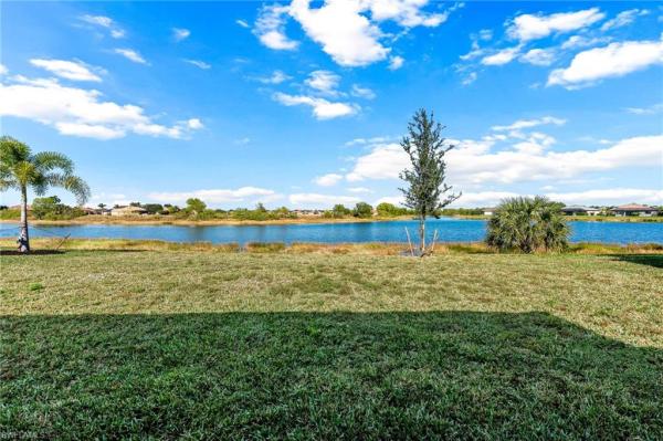 Valencia Country Club, 1465 Birdie Dr, Naples, Florida 34120, image 1