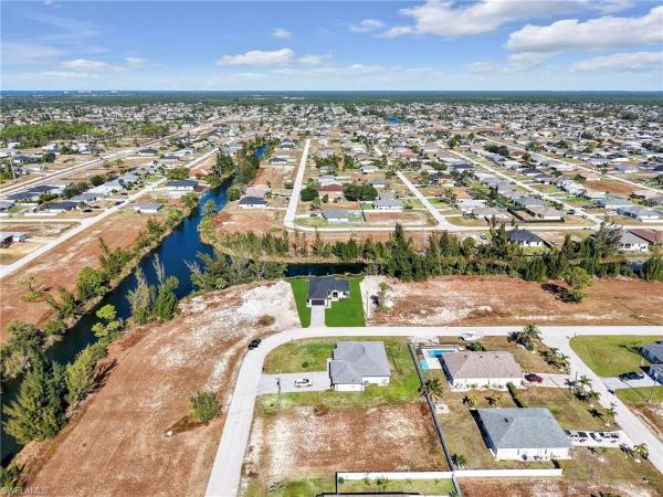 Cape Coral Residential, 2227 20th Ter, Cape Coral, Florida 33993, image 2