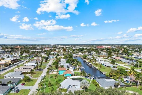 Cape Coral Residential, 1621 29th Ter, Cape Coral, Florida 33904, image 2