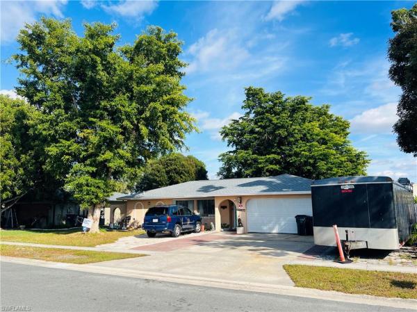 6986 Scarboro Dr, Fort Myers, Florida 33919, image 1