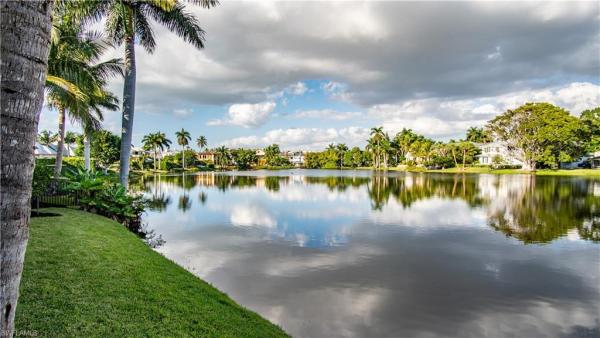 Olde Naples, 725 W Lake Dr #, Naples, Florida 34102, image 1