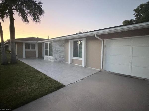 1015 Wilshire Dr, Fort Myers, Florida 33919, image 1