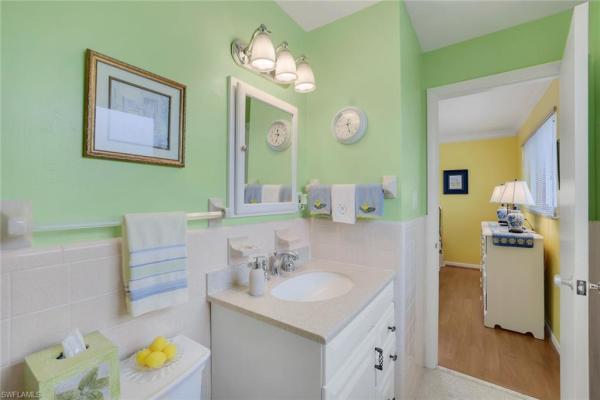 Twin Palms At Olde Naples, 780 10th Ave S #22, Naples, Florida 34102, image 2