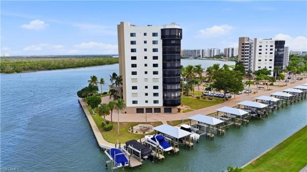 Harbour Pointe At Bay Beach, 4265 Bay Beach Ln #926, Fort Myers Beach, Florida 33931, image 3