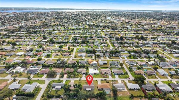 Cape Coral Residential, 1311 33rd Ter, Cape Coral, Florida 33904, image 2