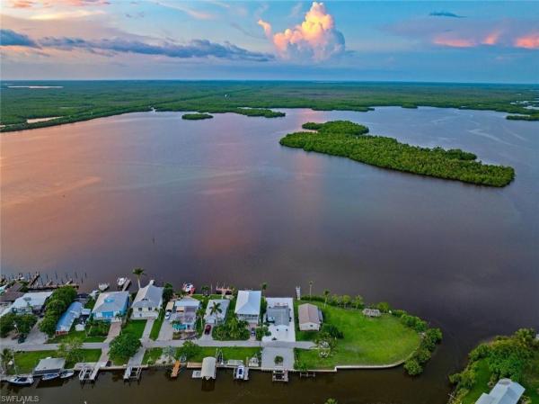 Goodland Isles, 107 Bayshore Way, Goodland, Florida 34140, image 3