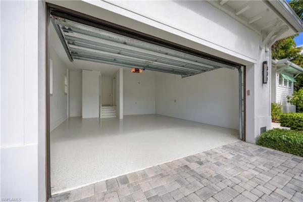 The Moorings, 331 Spring Line Dr, Naples, Florida 34102, image 2
