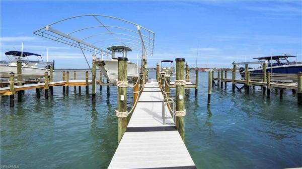 Island Shores, 441 Estero Blvd, Fort Myers Beach, Florida 33931, image 3