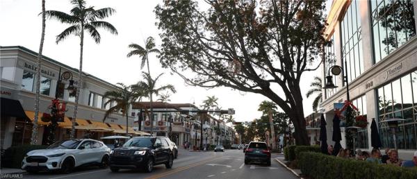 Lake Park, 1270 11th St N #, Naples, Florida 34102, image 1