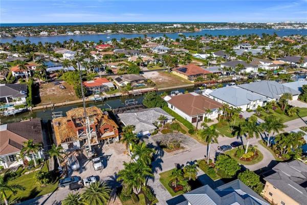 Royal Harbor, 2170 Snook Dr, Naples, Florida 34102, image 2