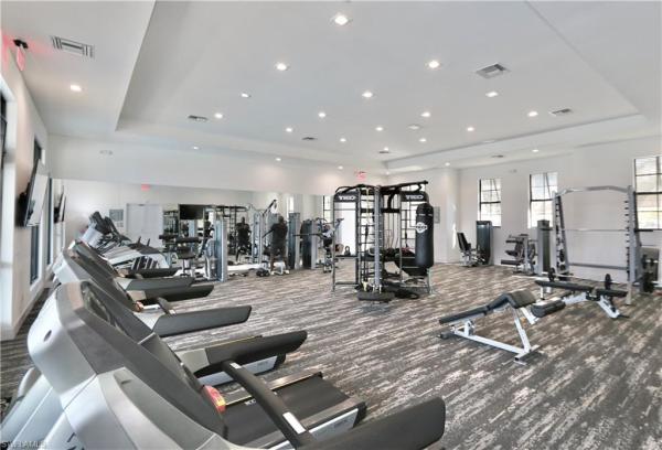 7352 Rockefeller Dr, Naples, Florida 34119, image 1