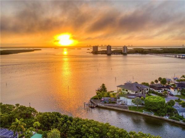 Grandview At Bay Beach, 4142 Bay Beach Ln #306, Fort Myers Beach, Florida 33931, image 3