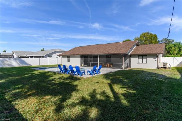 Willoughby Acres, 186 Wickliffe Dr, Naples, Florida 34110, image 2