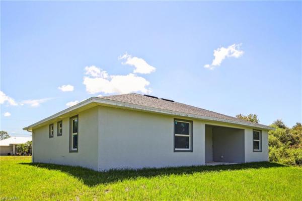 524 Fairfax Ave, Lehigh Acres, Florida 33974, image 1