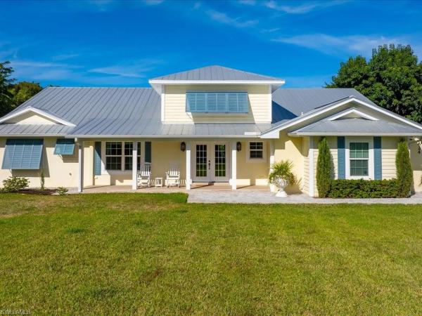 Pine Ridge Estates, 624 Ridge Dr, Naples, Florida 34108, image 2