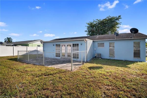 Ridgeway Estates, 954 Jolly Rd, North Fort Myers, Florida 33903, image 2