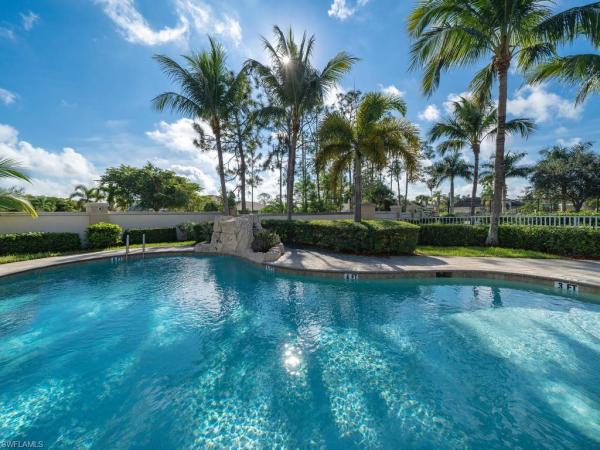 Chadwyck Square At Sir Michaels Place, 24920 Divot Dr, Bonita Springs, Florida 34135, image 2