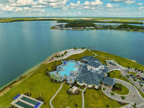 17259 Blue Sapphire Dr, Fort Myers, Florida 33913, image 1