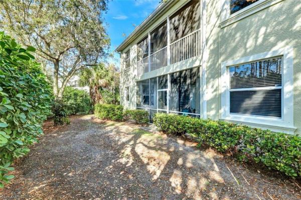 1345 Mariposa Cir #5204, Naples, Florida 34105, image 1