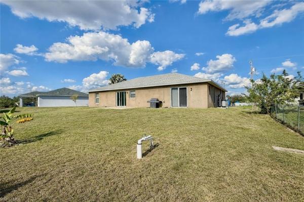 528 Peerless Cir, Lehigh Acres, Florida 33974, image 1