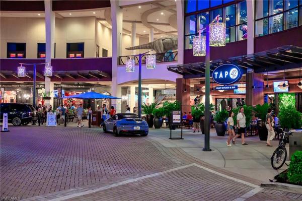 Beachwalk Homes, 833 Reef Point Cir, Naples, Florida 34108, image 1