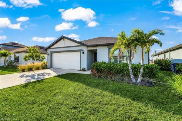 Enclaves At Eagle Landing, 16033 Beachberry Dr, North Fort Myers, Florida 33917, image 1