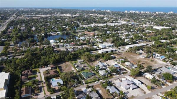 Rosemary Heights, 1308 Rosemary Ln, Naples, Florida 34103, image 2