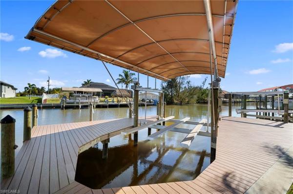 Cape Coral, 2341 36th Pl, Cape Coral, Florida 33993, image 2