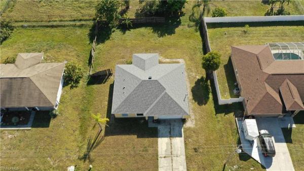 Mirror Lakes, 210 Mossrosse St, Fort Myers, Florida 33913, image 1