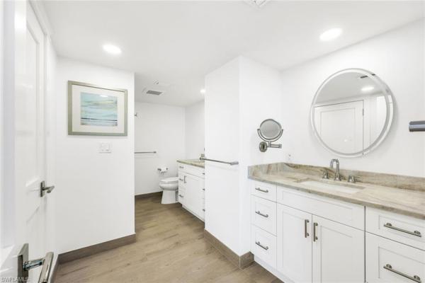 Savoy At Park Shore, 4041 Gulf Shore Blvd N #902, Naples, Florida 34103, image 2