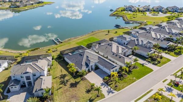17244 Blue Sapphire Dr, Fort Myers, Florida 33913, image 1