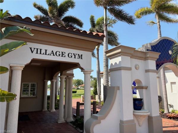 Village Walk Of Naples, 5065 Ventura Ct, Naples, Florida 34109, image 2