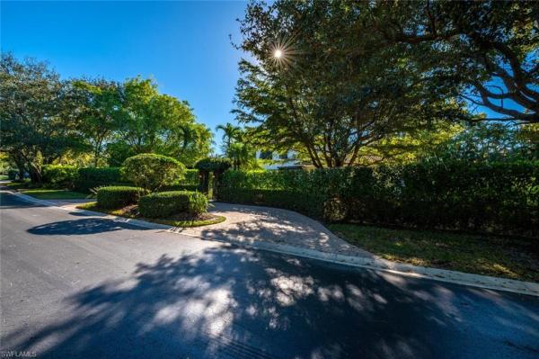 Naples Bath & Tennis Club, 1500 Bald Eagle Dr #93, Naples, Florida 34105, image 2