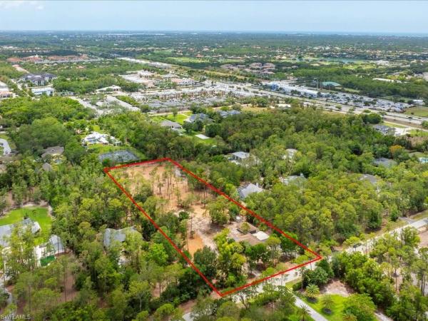 Livingston Woods, 6940 Bottlebrush Ln, Naples, Florida 34109, image 2