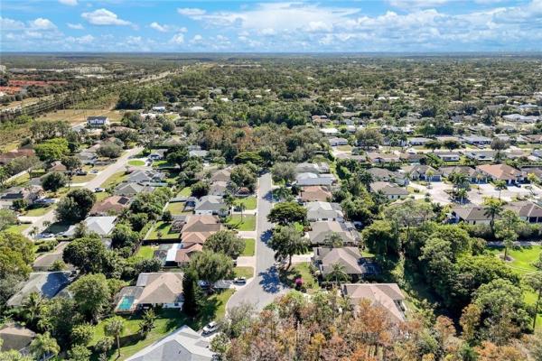 Turnbury, 224 Channing Ct, Naples, Florida 34110, image 2
