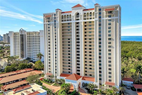 St Marissa At Pelican Bay, 6573 Marissa Loop #303, Naples, Florida 34108, image 2