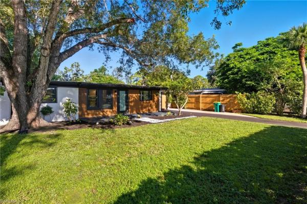 Brookside, 1280 Pine St, Naples, Florida 34104, image 1