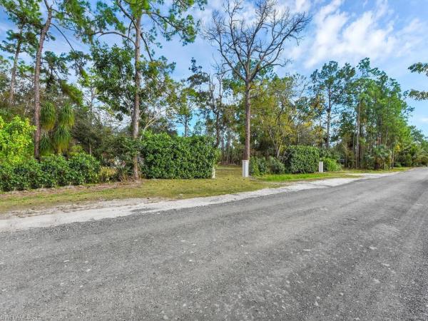 Tropic Schooner, 2180 Della Dr, Naples, Florida 34117, image 2