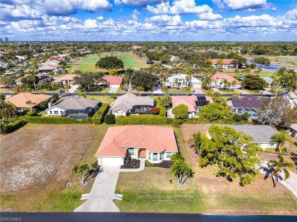Spanish Wells Golf & Country Club, 9882 El Greco Cir, Bonita Springs, Florida 34135, image 3
