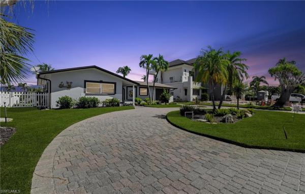 Fairview Isles, 35 Fairview Blvd, Fort Myers Beach, Florida 33931, image 1