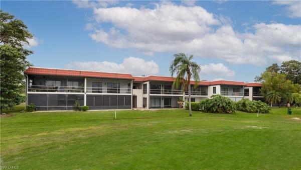 St Clair Garden, 4728 Orange Grove Blvd #11, North Fort Myers, Florida 33903, image 3