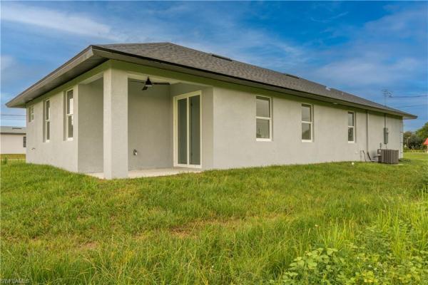Carver Park, 2045 Carver Ave, Fort Myers, Florida 33916, image 2