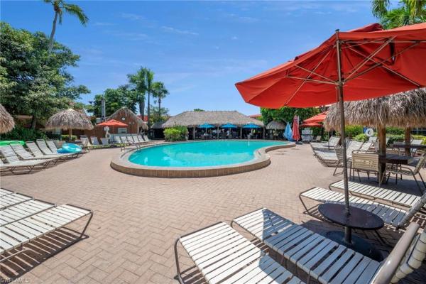 2555 Tamiami Trl N, Naples, Florida 34103, image 1