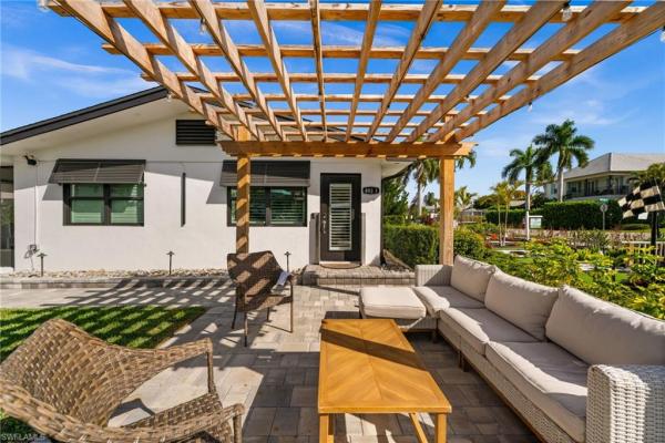 Conners At Vanderbilt Beach, 493 Willet Ave, Naples, Florida 34108, image 1