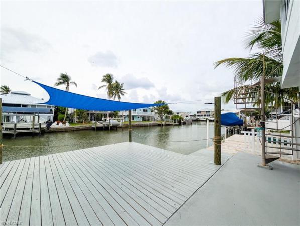 576 Coconut Ave, Goodland, Florida 34140, image 2