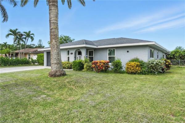 Poinciana Village, 3571 Santiago Way, Naples, Florida 34105, image 1