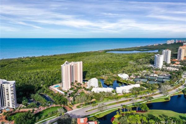 St Maarten At Pelican Bay, 6101 Pelican Bay Blvd, Naples, Florida 34108, image 2