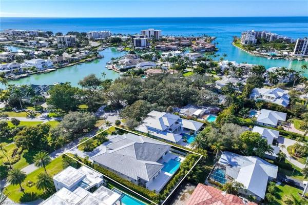 The Moorings, 375 Bow Line Dr, Naples, Florida 34103, image 1